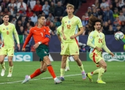 开云体育平台APP-包含葡萄牙客场力压冰岛，欧洲预选赛战事火爆续的词条