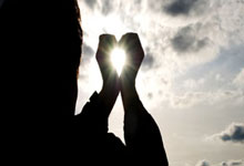 开云体育在线-魔幻昨夜！掘金铁蹄踏碎国足草坪裁判哨声引爆世纪争议