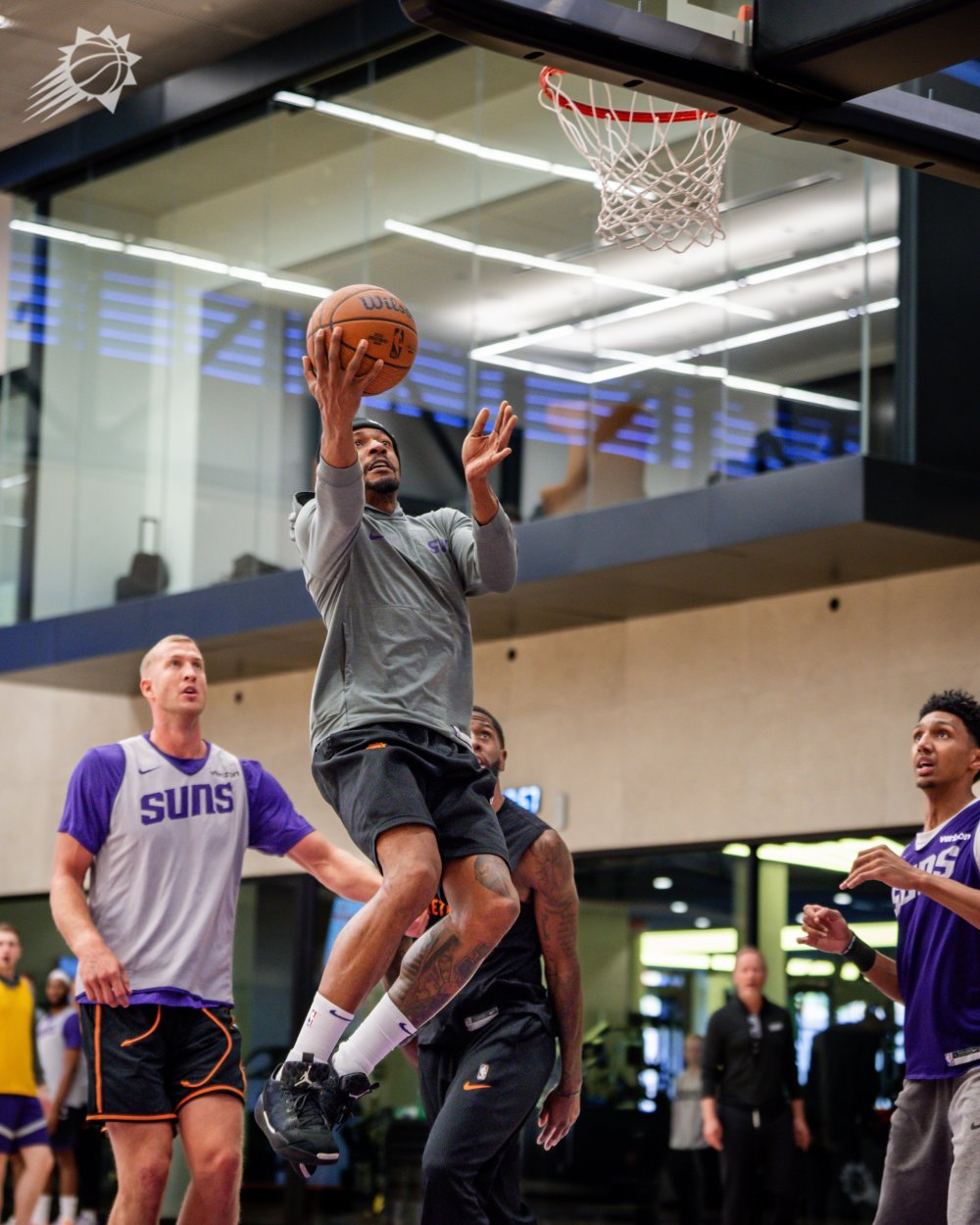 防守漏洞频现，球队全员苦练技术