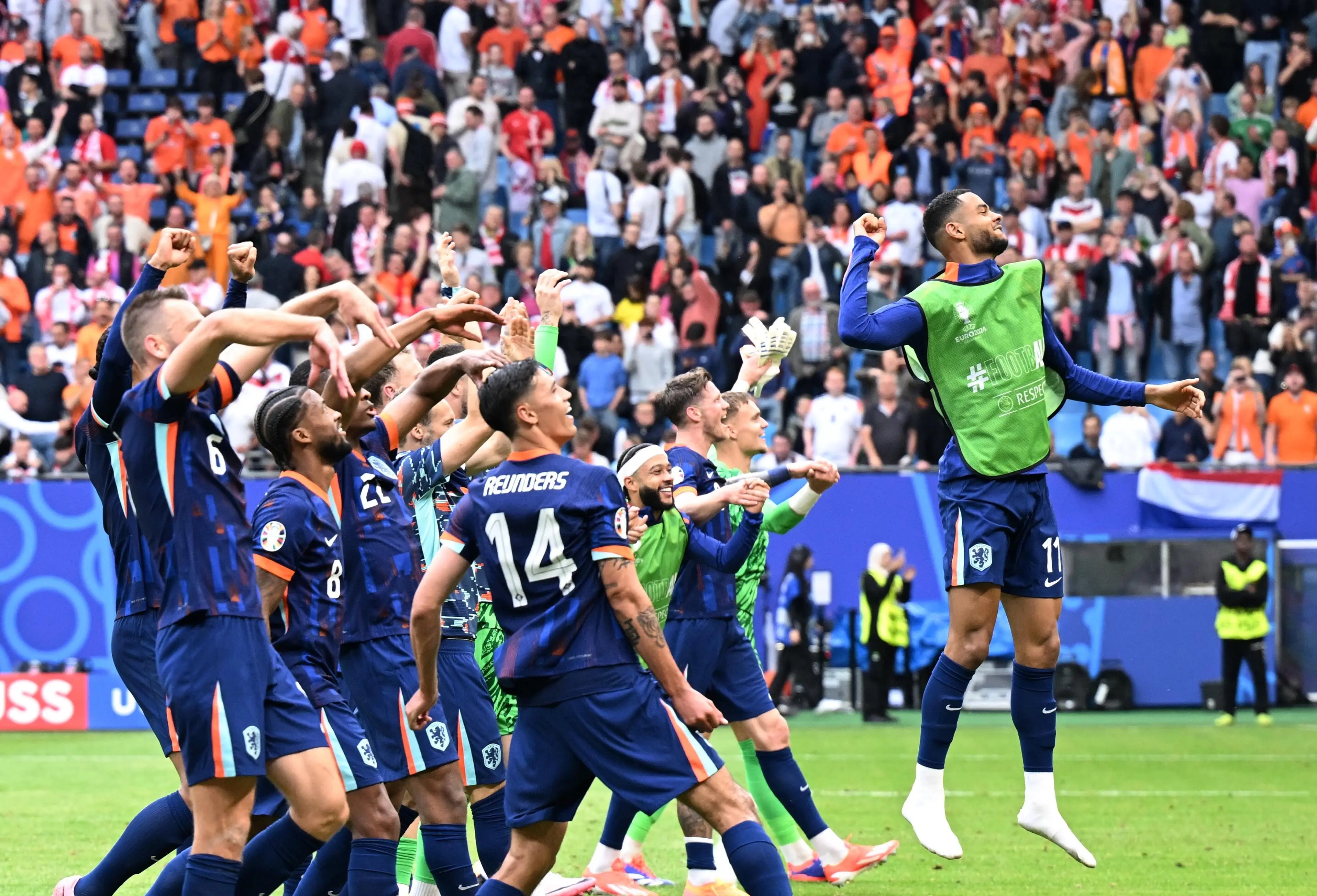 欧洲球队实力暴涨，豪门纷纷加强阵容的简单介绍