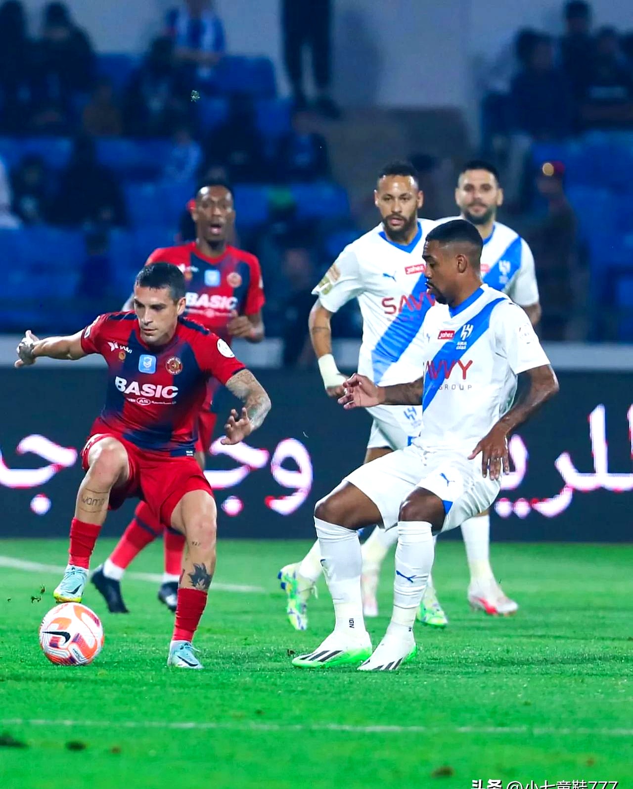 沙尔克队主场战平对手,与对手握手言和的简单介绍 沙尔克队主场战平对手,与对手握手言和的简单介绍