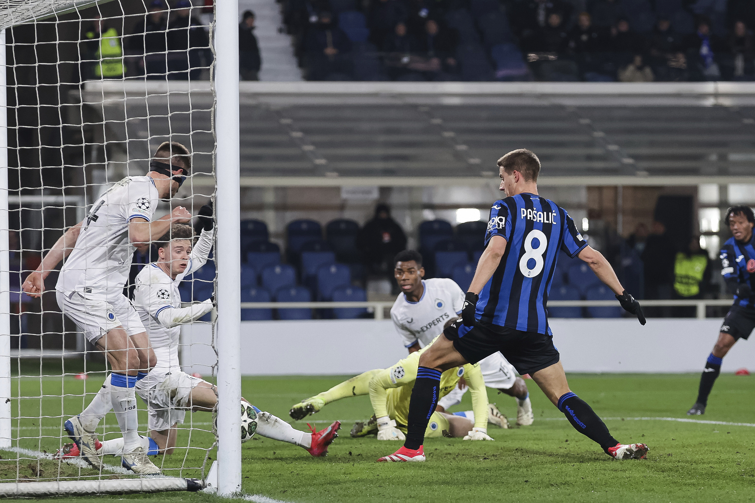 欧锦赛预选赛：瑞典迎战波兰