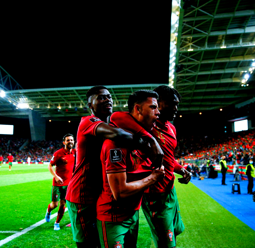 土耳其绝杀葡萄牙，卡塞米罗带队取胜