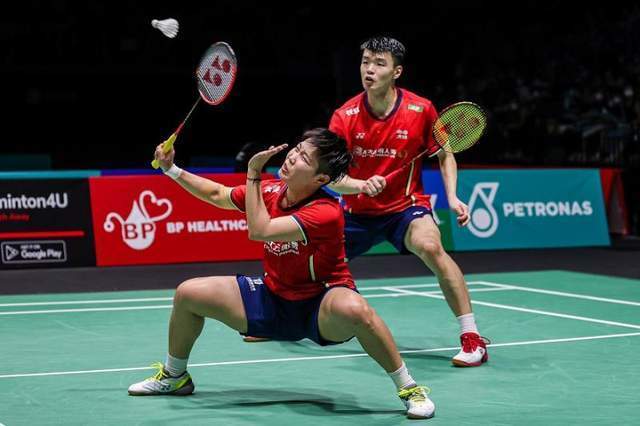 马来西亚队横扫印尼队,黄鸭组合状态火热 马来西亚队横扫印尼队,黄鸭组合状态火热