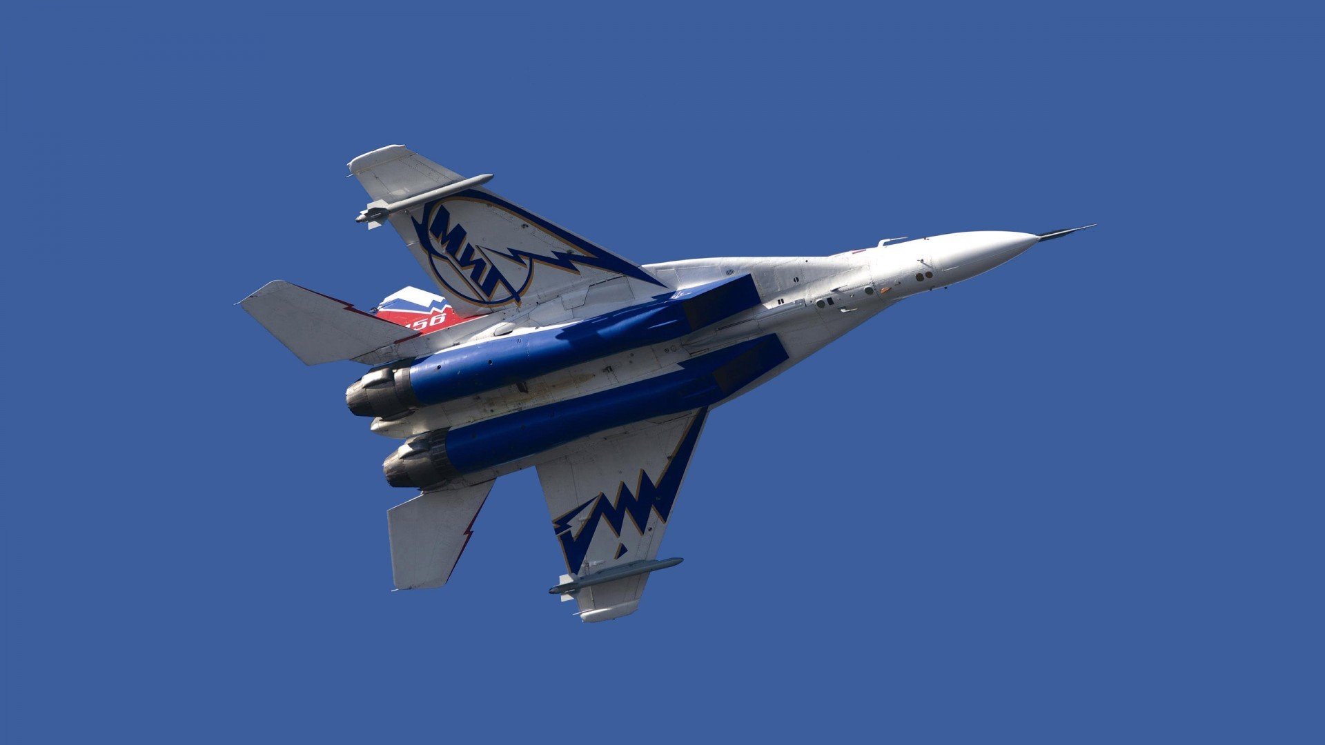 时间的铁律，当终场哨响前，你成为统治者