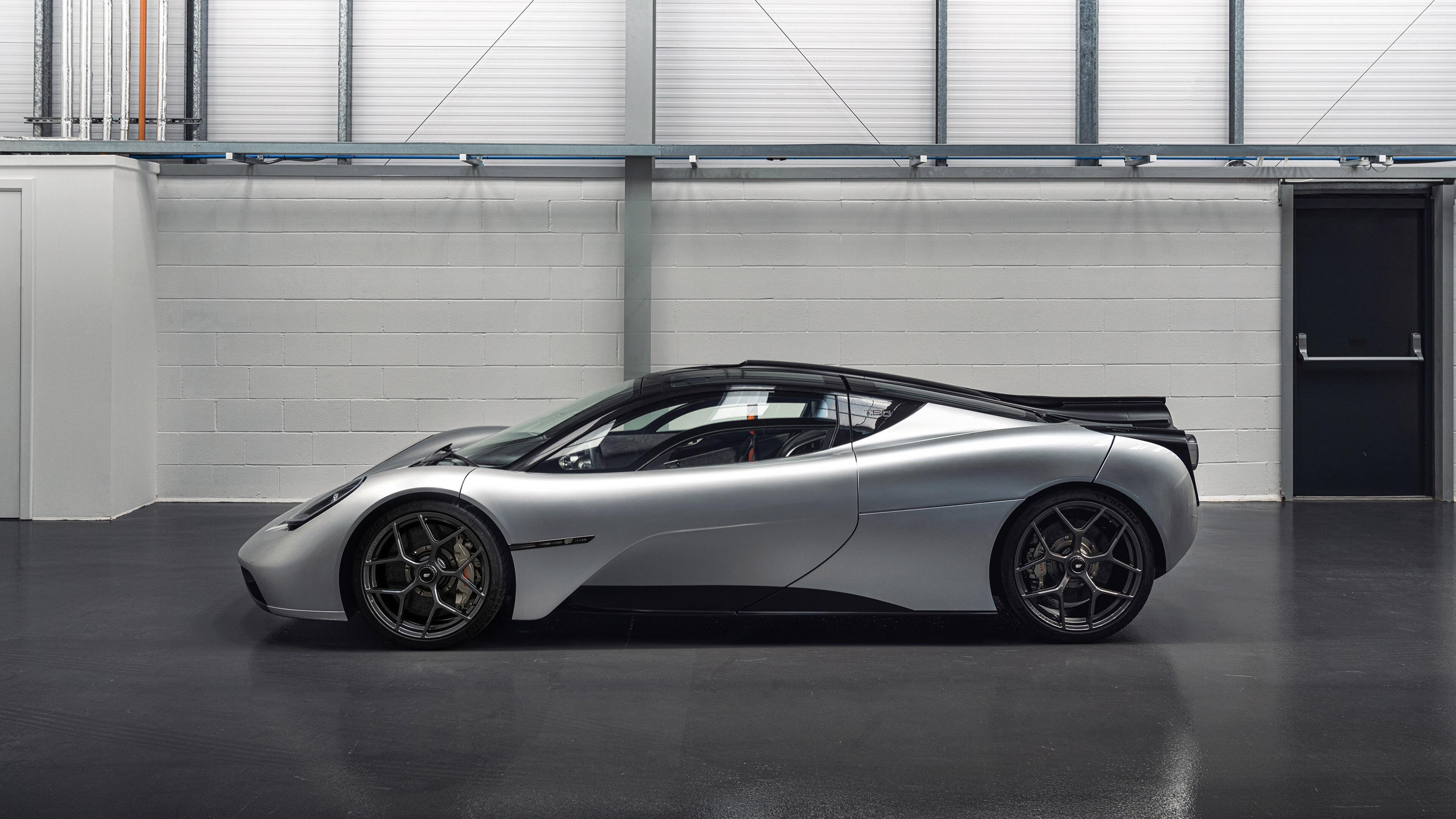 辽宁队关键战突围快船，范弗利特在美加墨世界杯接管比赛—篮球全球化下的平行轨迹