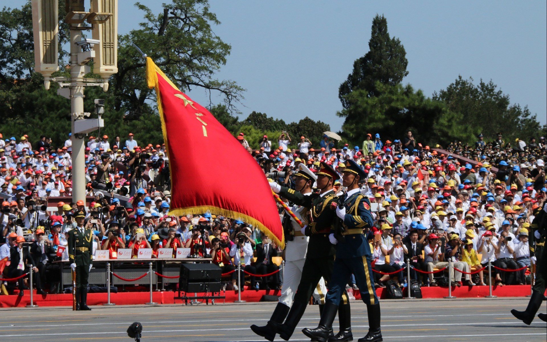 防守的艺术,从吉林锁死篮网到字母哥的季后赛统治