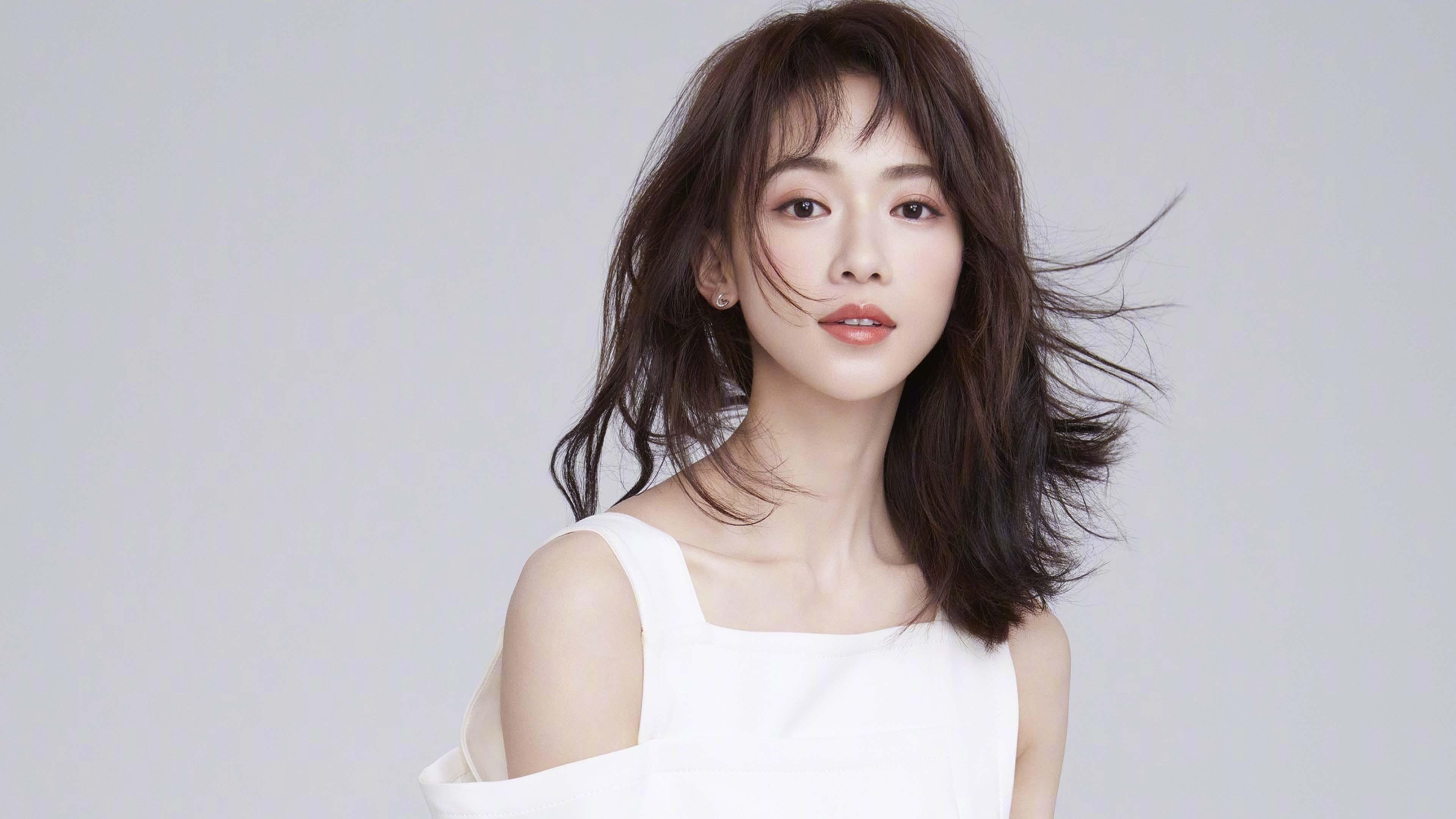 两个半球,同一种足球,斯通斯的艺术与伊拉克的铁壁