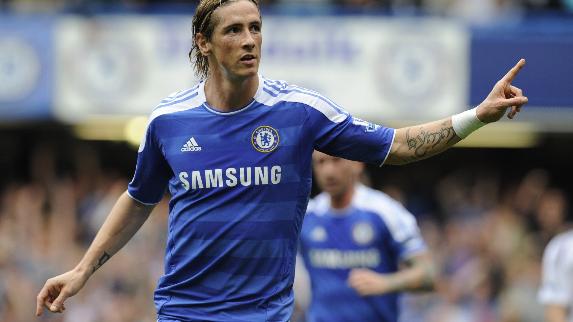 时间的裂缝，当楚阿梅尼的惊雷劈进曼城与拉齐奥的平行之战