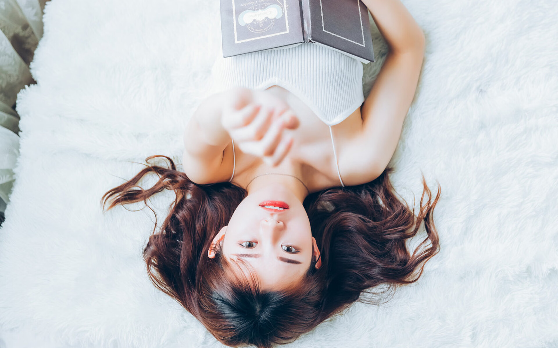 当东决的硝烟飘进欧冠，那不勒斯的生死战如何撕碎勒沃库森